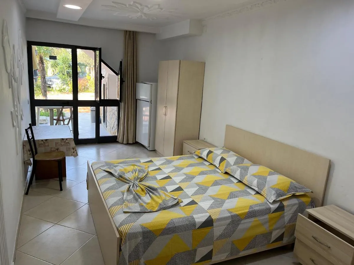 Villa Kasa Durres 0*,