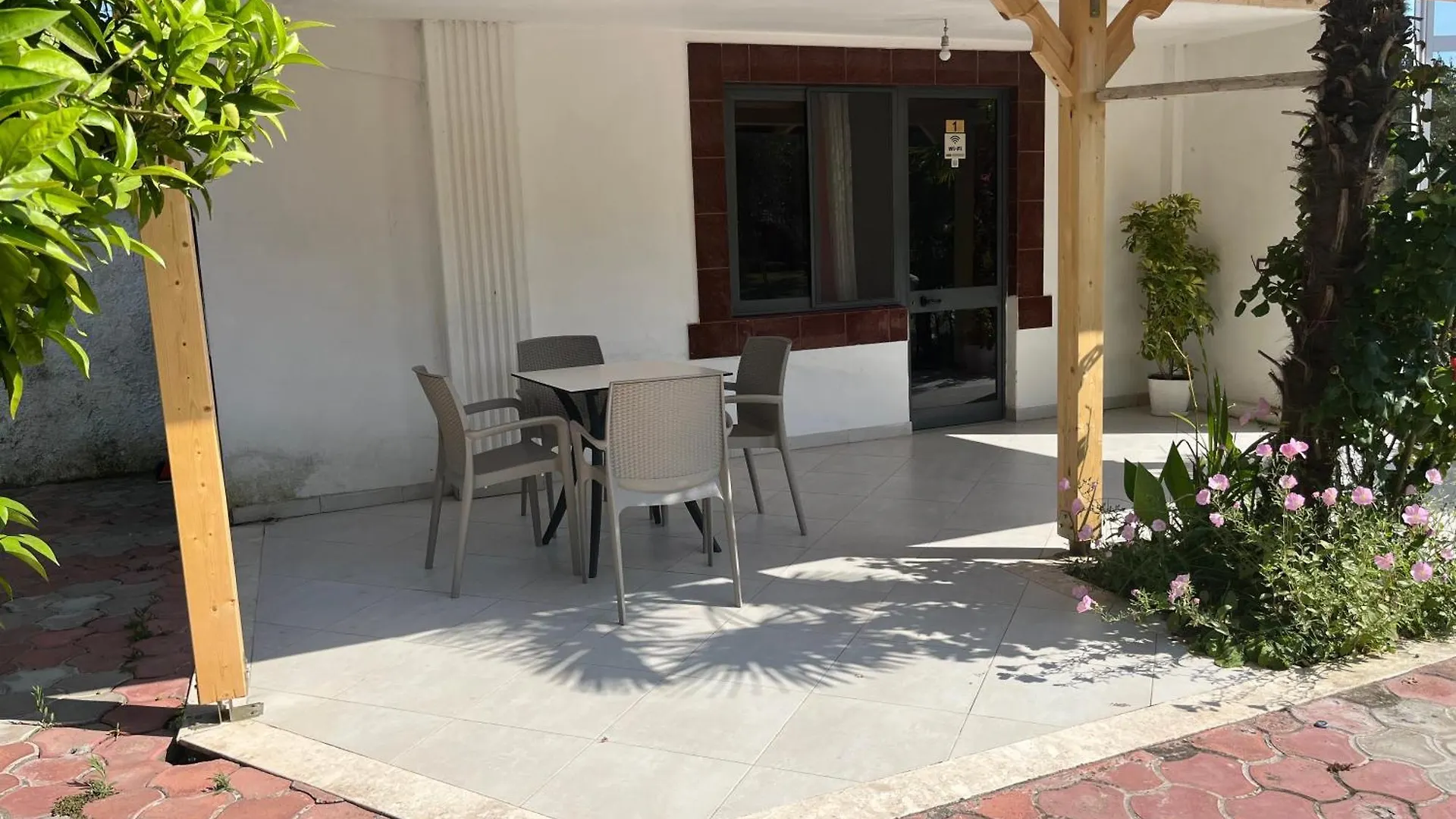 Villa Kasa Durres 0*,